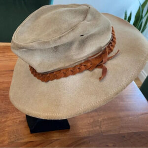 Pakflat Australian Bush Hat Handcrafted  Genuine Suede Leather